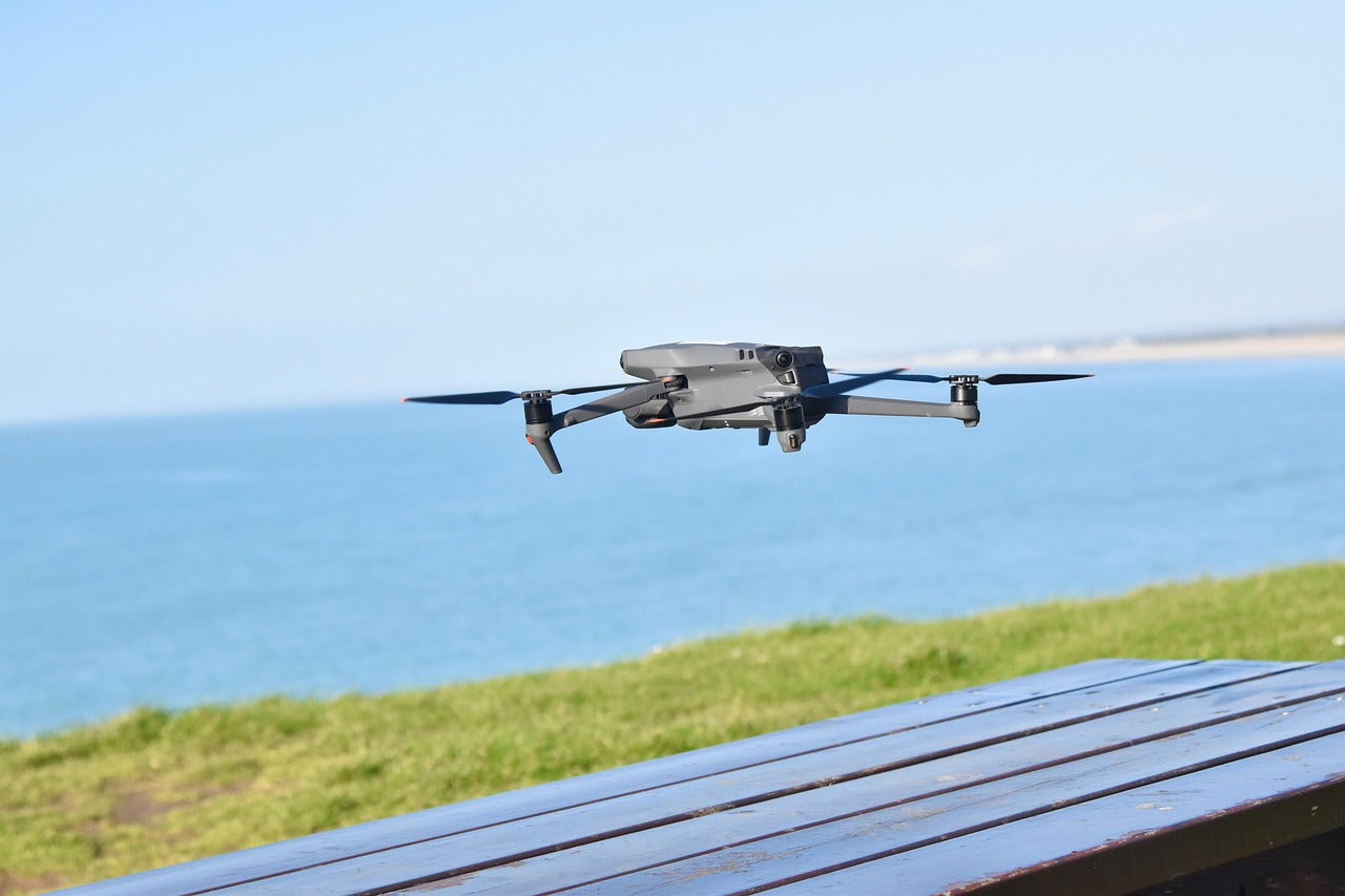 drone-7041201_1280